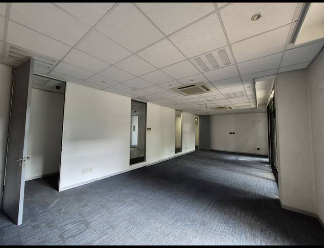 487M² OFFICE TO LET IN ROSEBANK